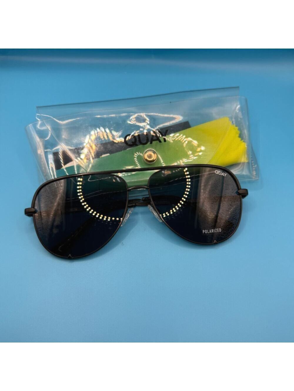 Quay High Key Unisex Aviator Sunglasses Polarized Black/Fade Smoke